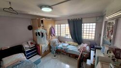 Blk 446 Hougang Avenue 8 (Hougang), HDB Executive #451539381